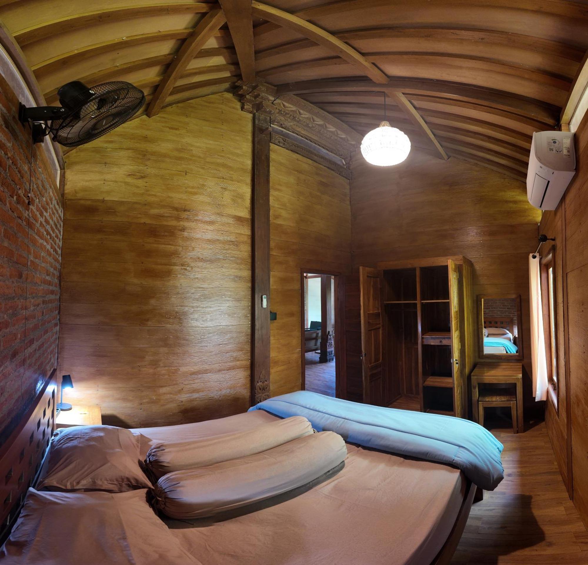 Villa Private Joglo In Heart Of Sanur Extérieur photo