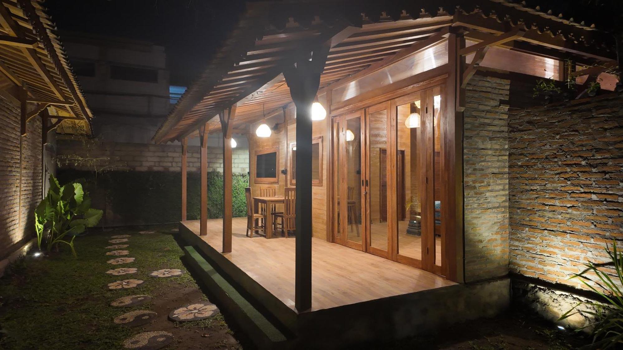 Villa Private Joglo In Heart Of Sanur Extérieur photo